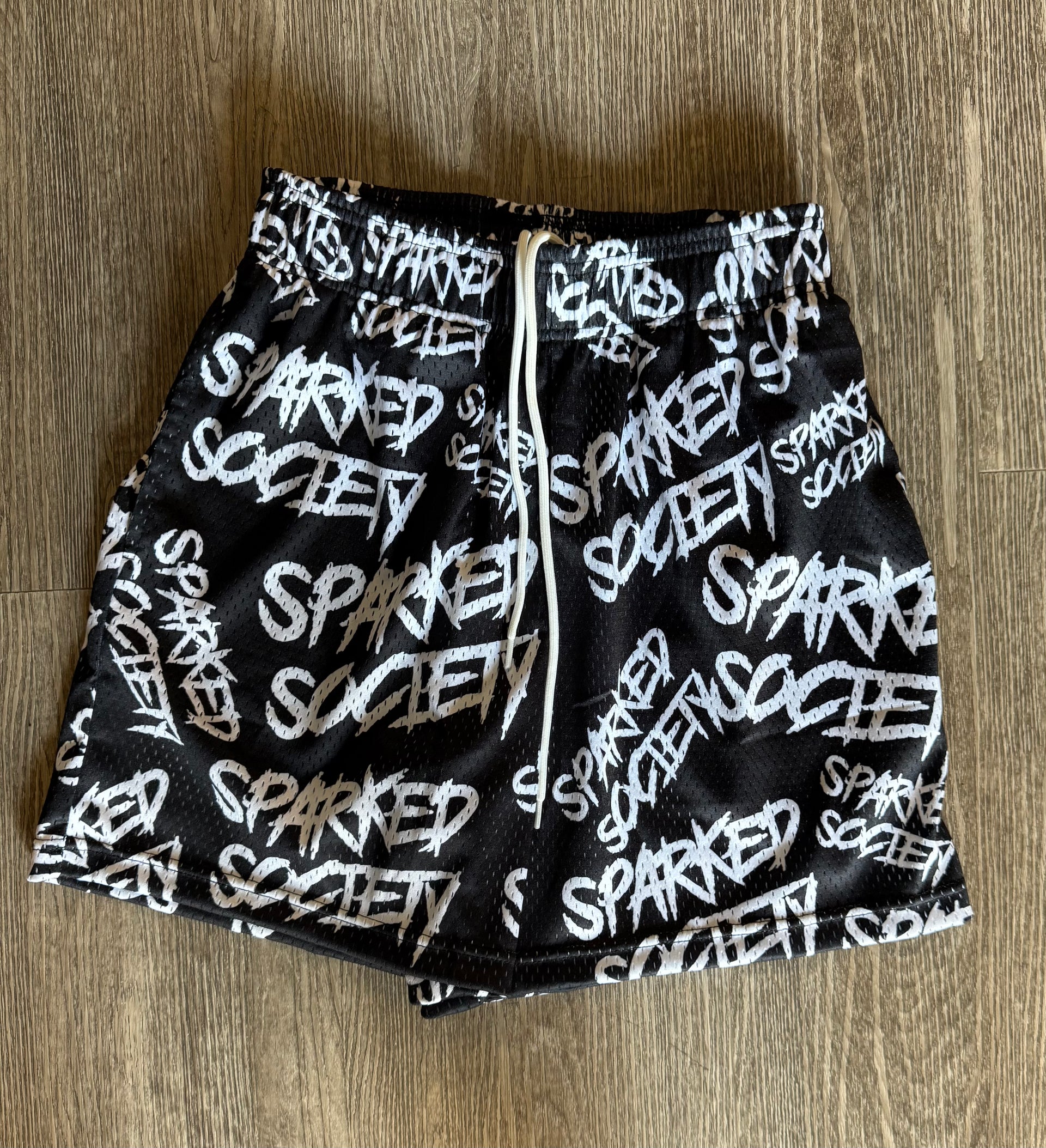 Black Hella Logos Mesh shorts – Sparked Society Gym